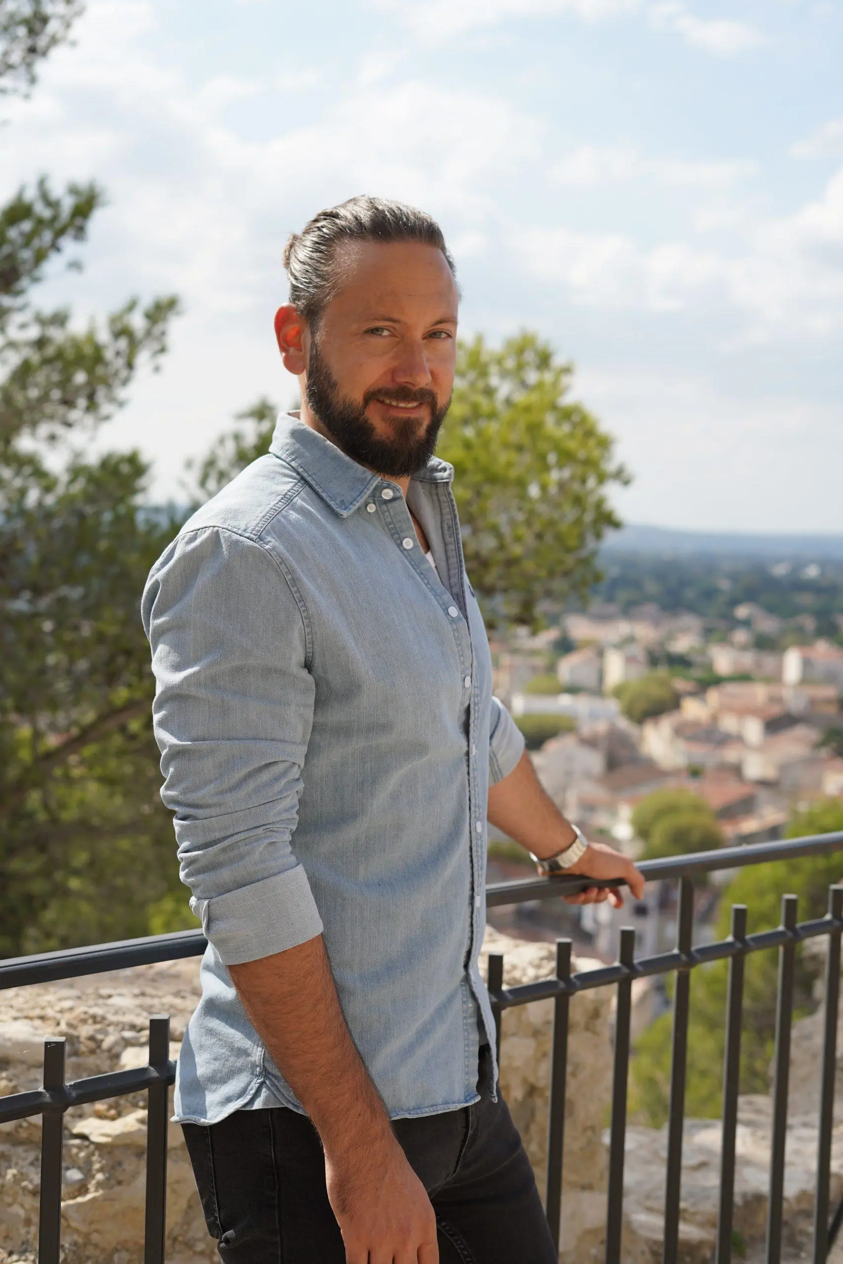 directeur agence de communication salon de provence